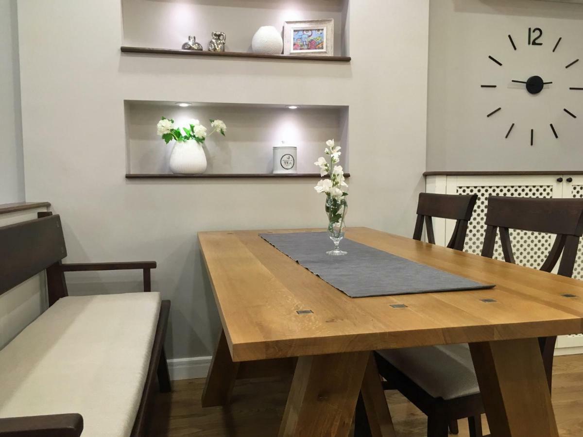 A Luxury Apartment With Patio And Bbq Sofia Bagian luar foto