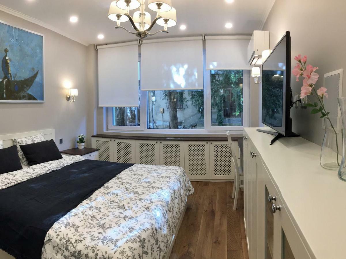 A Luxury Apartment With Patio And Bbq Sofia Bagian luar foto